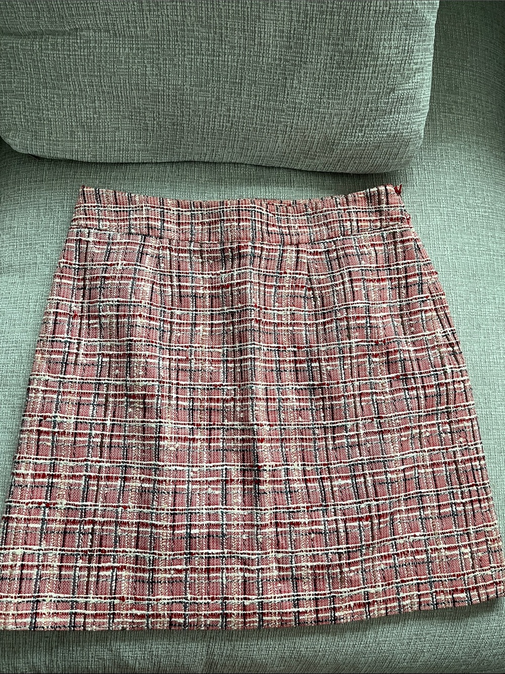 EUC Kate Spade red “Skirts the Rule” Julie Skirt